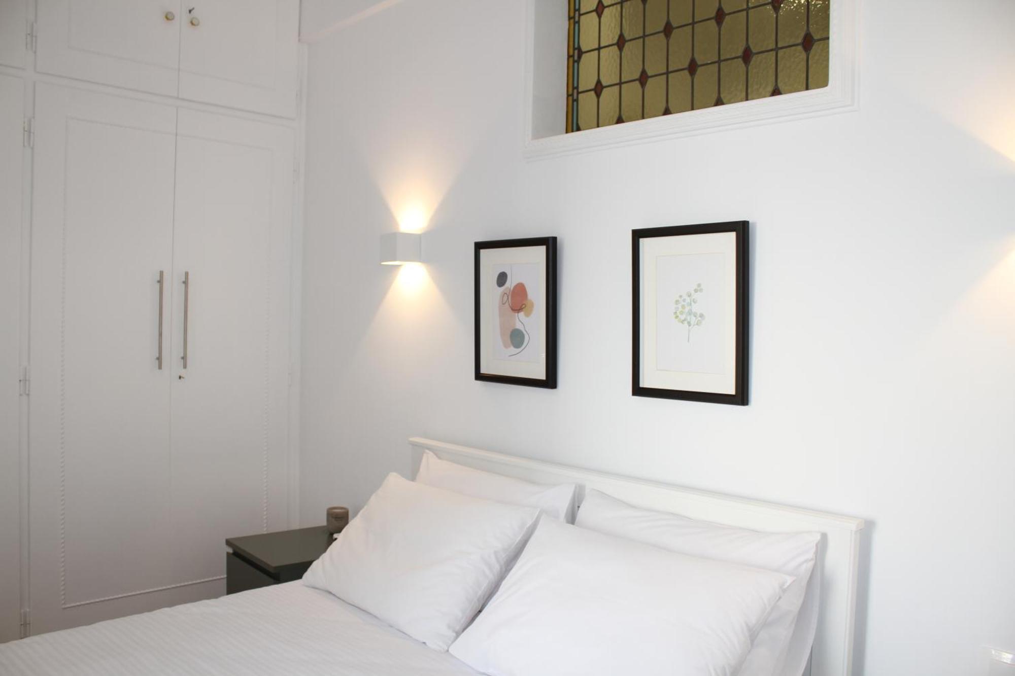 Parthenon Retreat Apartment *